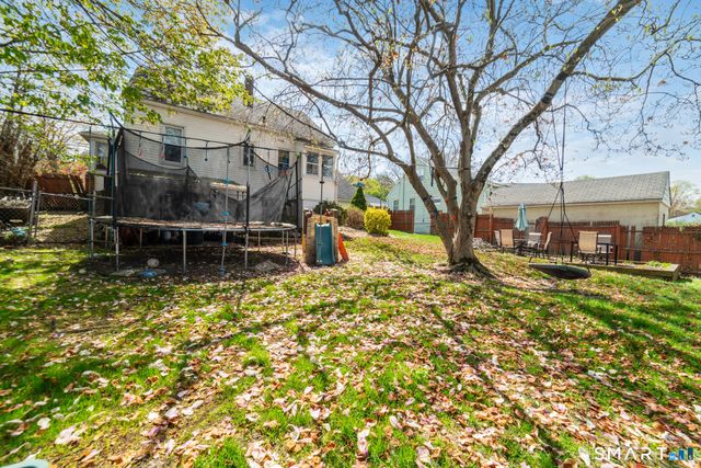 15 Nixon Avenue, Naugatuck, CT 06770