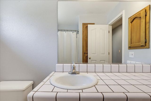 13540 N Keystone Ct, Penn Valley, CA 95946