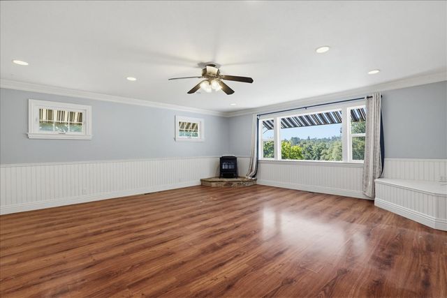 13540 N Keystone Ct, Penn Valley, CA 95946