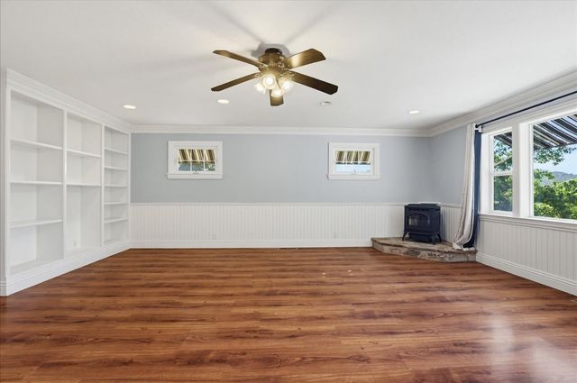 13540 N Keystone Ct, Penn Valley, CA 95946