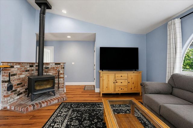 13540 N Keystone Ct, Penn Valley, CA 95946
