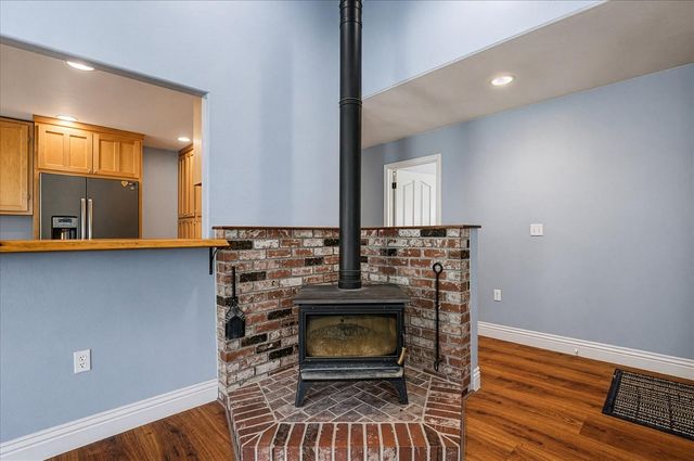 13540 N Keystone Ct, Penn Valley, CA 95946