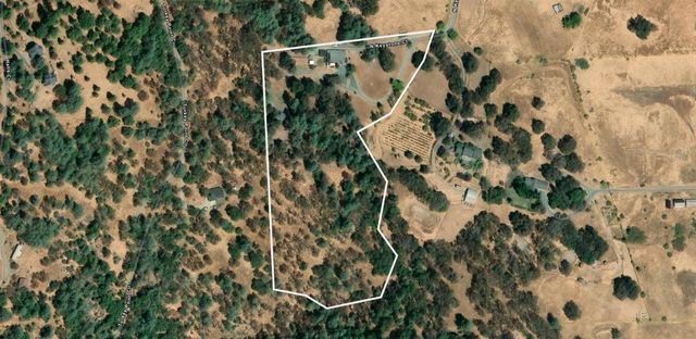 13540 N Keystone Ct, Penn Valley, CA 95946
