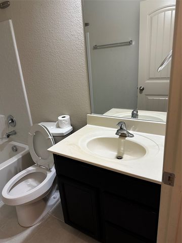 5321 Wharfside Place, Denton, TX 76208