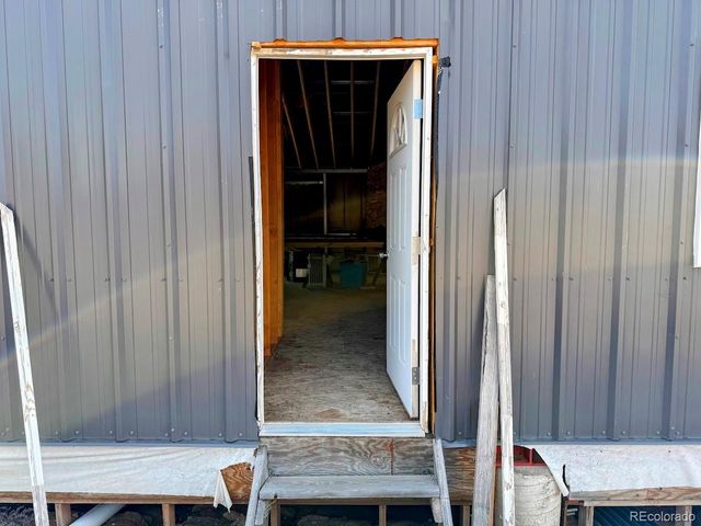 457 Caracara Lane, Jefferson, CO 80456