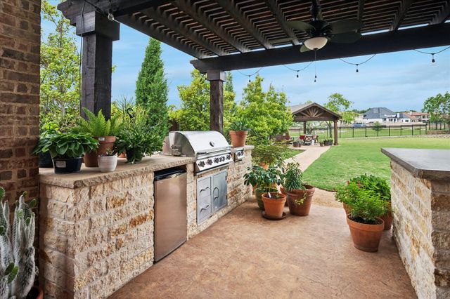 2378 King Arthur Boulevard, Lewisville, TX 75056