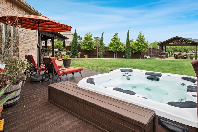 2378 King Arthur Boulevard, Lewisville, TX 75056