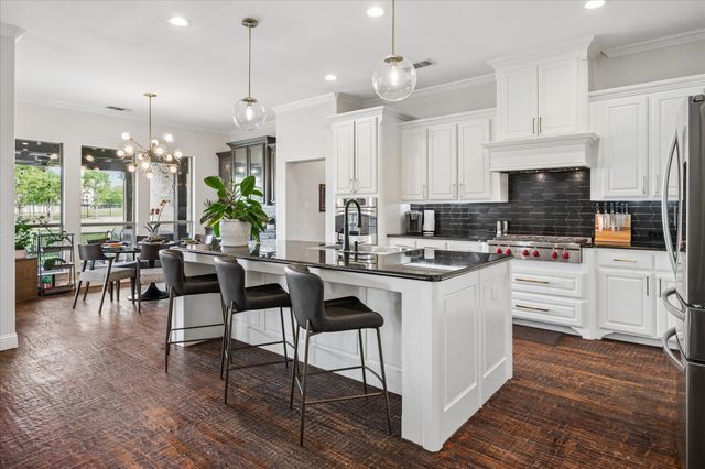 2378 King Arthur Boulevard, Lewisville, TX 75056