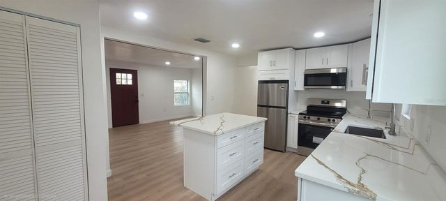 2414 S 67TH STREET, Tampa, FL 33619