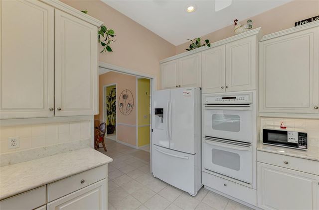 9 SAINT JOHN BOULEVARD, Englewood, FL 34223