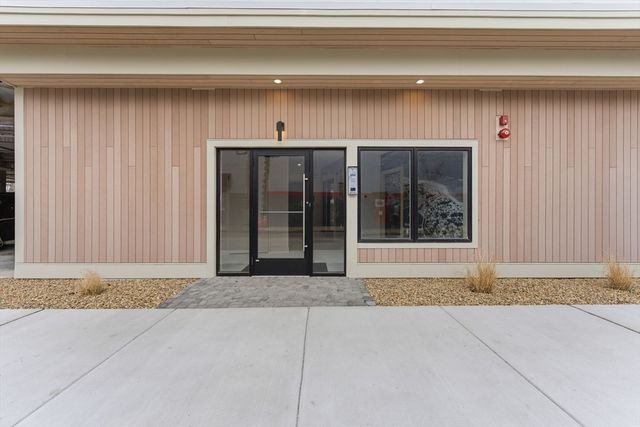 140 Shirley Street 330, Winthrop, MA 02152