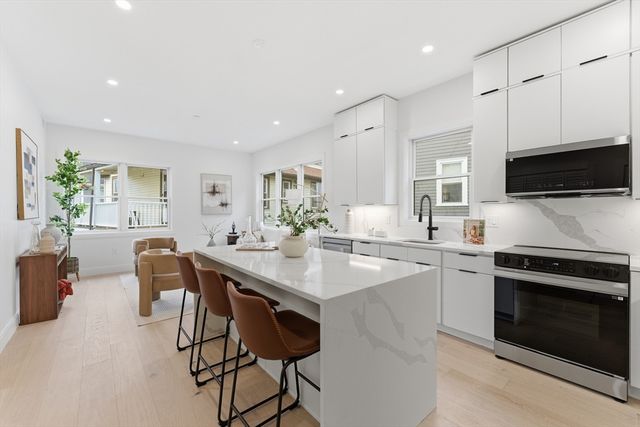 140 Shirley Street 330, Winthrop, MA 02152