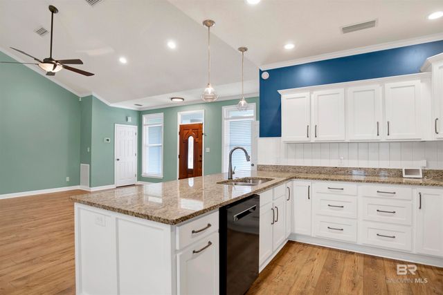 2102 Westchester Drive, Daphne, AL 36526