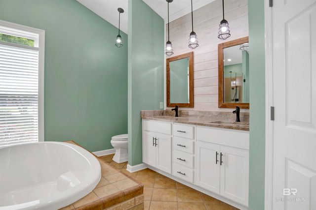 2102 Westchester Drive, Daphne, AL 36526