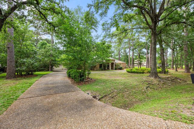 417 Rancho Bauer Drive, Houston, TX 77079