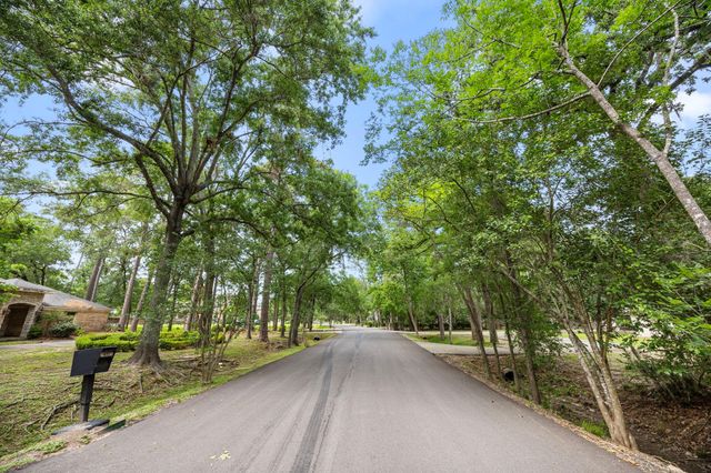 417 Rancho Bauer Drive, Houston, TX 77079
