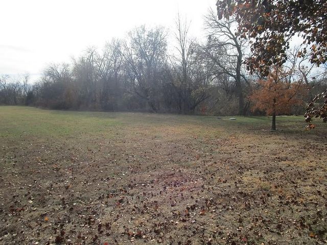 124 Hayes Road, Wellsville, KS 66092