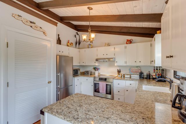 79 Sugar Run Road, Thornton, NH 03285