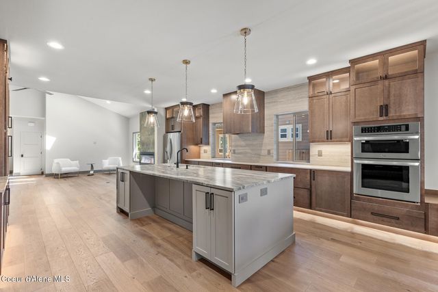 945 N 5TH ST, Coeur D'alene, ID 83814