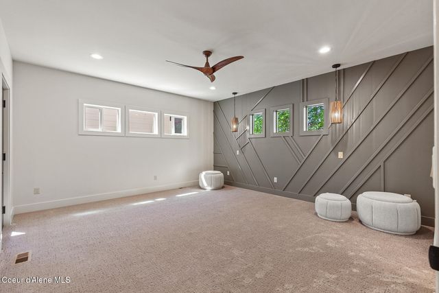 945 N 5TH ST, Coeur D'alene, ID 83814