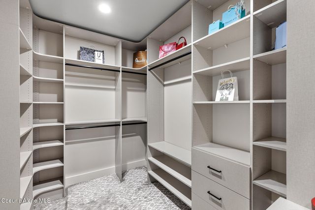 945 N 5TH ST, Coeur D'alene, ID 83814