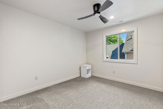 945 N 5TH ST, Coeur D'alene, ID 83814