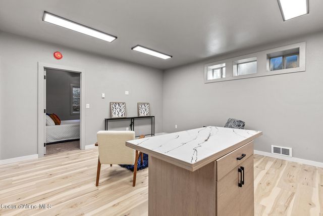 945 N 5TH ST, Coeur D'alene, ID 83814