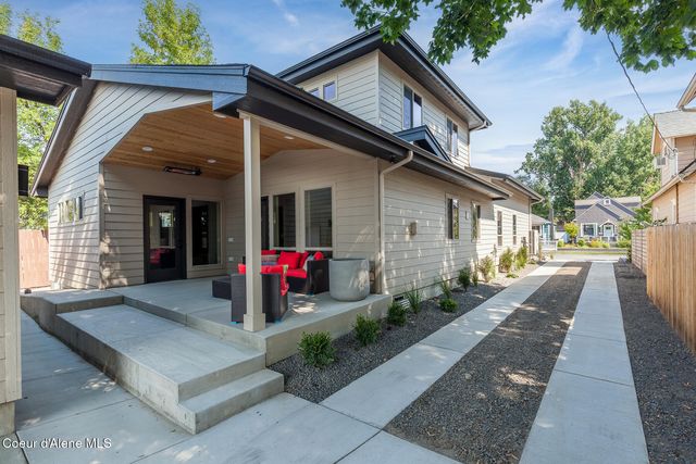 945 N 5TH ST, Coeur D'alene, ID 83814