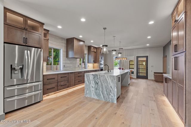 945 N 5TH ST, Coeur D'alene, ID 83814