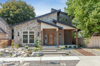 945 N 5TH ST, Coeur D'alene, ID 83814