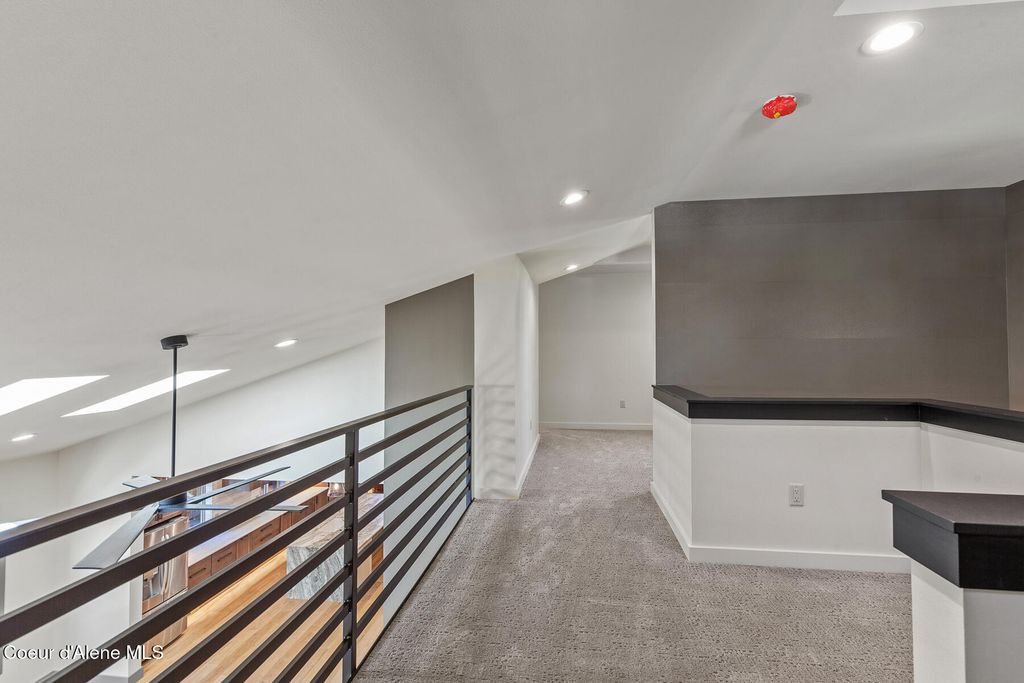 945 N 5TH ST, Coeur d'Alene, ID 83814 photo 21