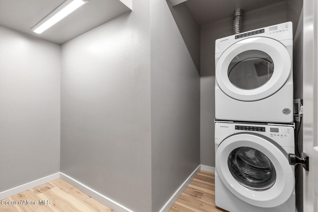 945 N 5TH ST, Coeur d'Alene, ID 83814 photo 35