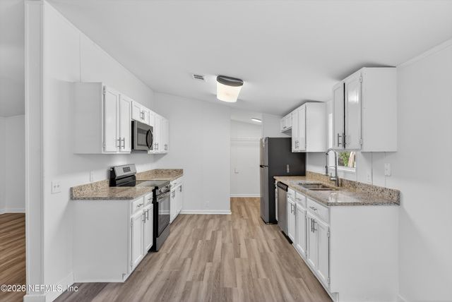 7595 OAK FOREST Road, Keystone Heights, FL 32656