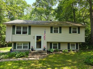 46 Richardson Hill Road, Griswold, CT 06351