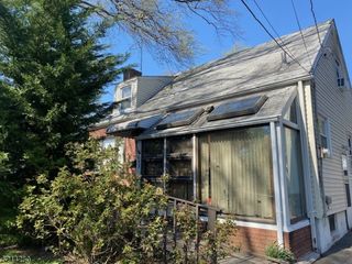 653 Thomas Pl, Rahway City, NJ 07065