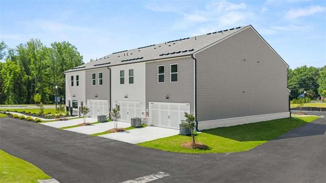 416 Reflection Drive, Stockbridge, GA 30281