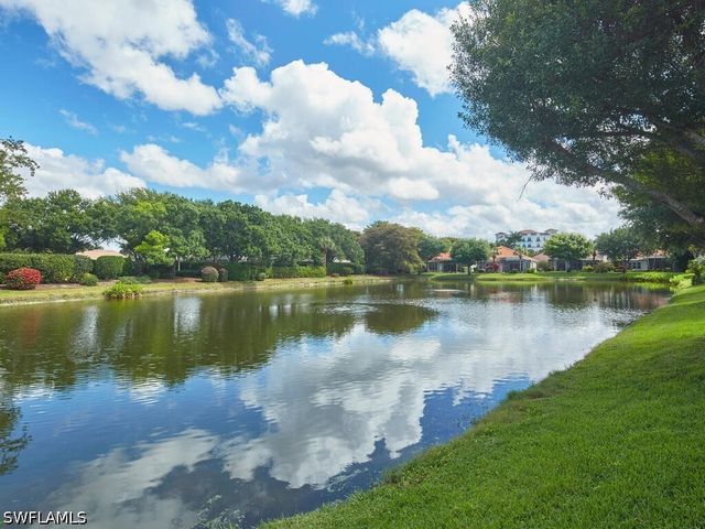 8859 Ventura WAY, Naples, FL 34109