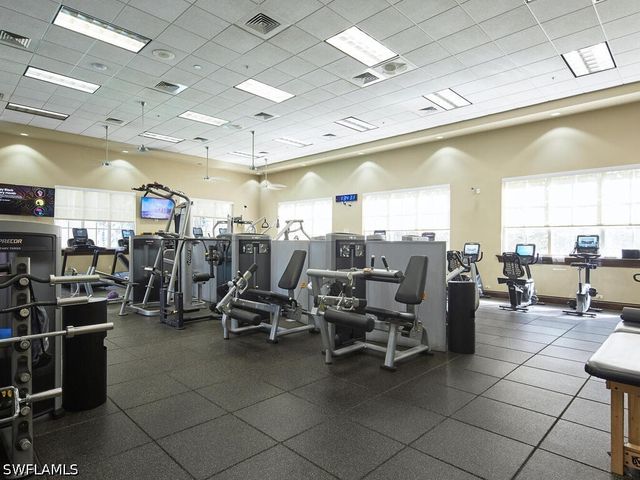 8859 Ventura WAY, Naples, FL 34109