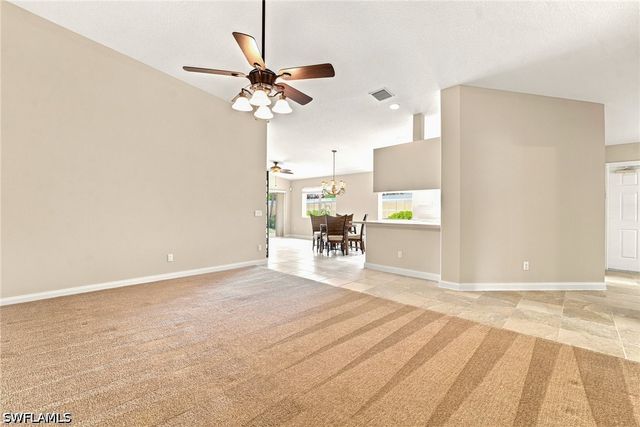 8141 Xenia LN, Naples, FL 34114
