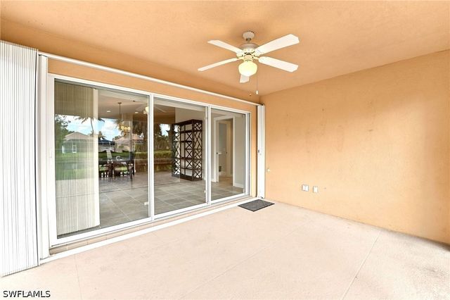 8141 Xenia LN, Naples, FL 34114
