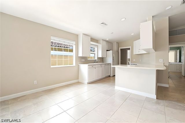 8141 Xenia LN, Naples, FL 34114
