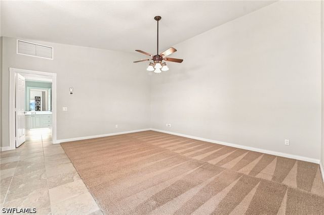 8141 Xenia LN, Naples, FL 34114