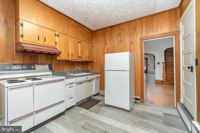 118 SHAW AVE, Lewistown, PA 17044