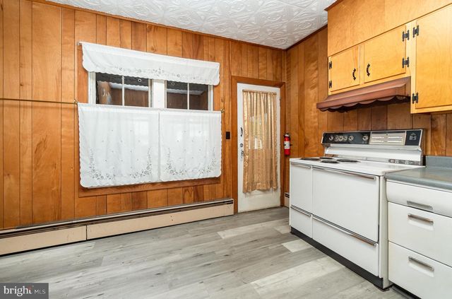 118 SHAW AVE, Lewistown, PA 17044