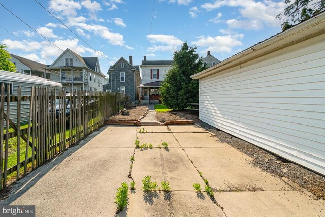 118 SHAW AVE, Lewistown, PA 17044