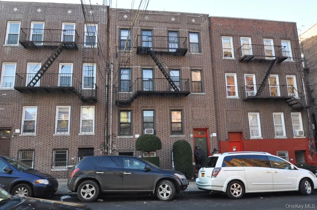 4381 Matilda Avenue, Bronx, NY 10466 — exterior