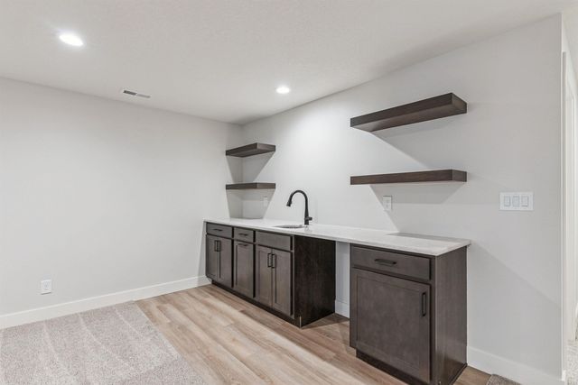 2825 Autumn Woods Drive, Cedar Falls, IA 50613