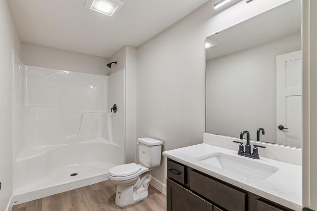 2825 Autumn Woods Drive, Cedar Falls, IA 50613