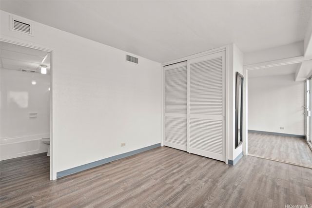 1909 Ala Wai Boulevard 302, Honolulu, HI 96815