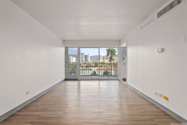 1909 Ala Wai Boulevard 302, Honolulu, HI 96815